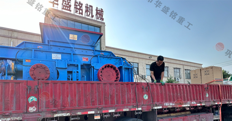 云鼎_云鼎（中国）厂家的对辊制砂机怎么样？市场价一台多少钱？